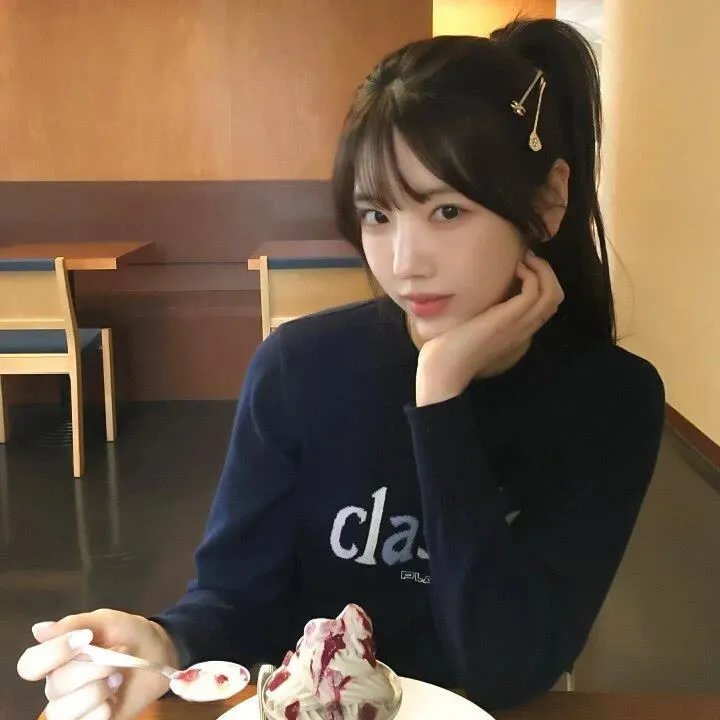 三针治好美人鱼，女帝封我绝世神医