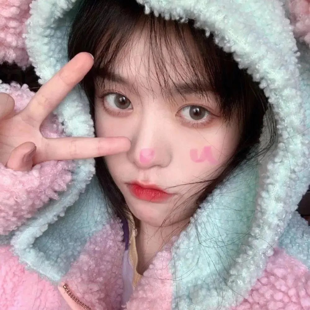 她来自代码深处